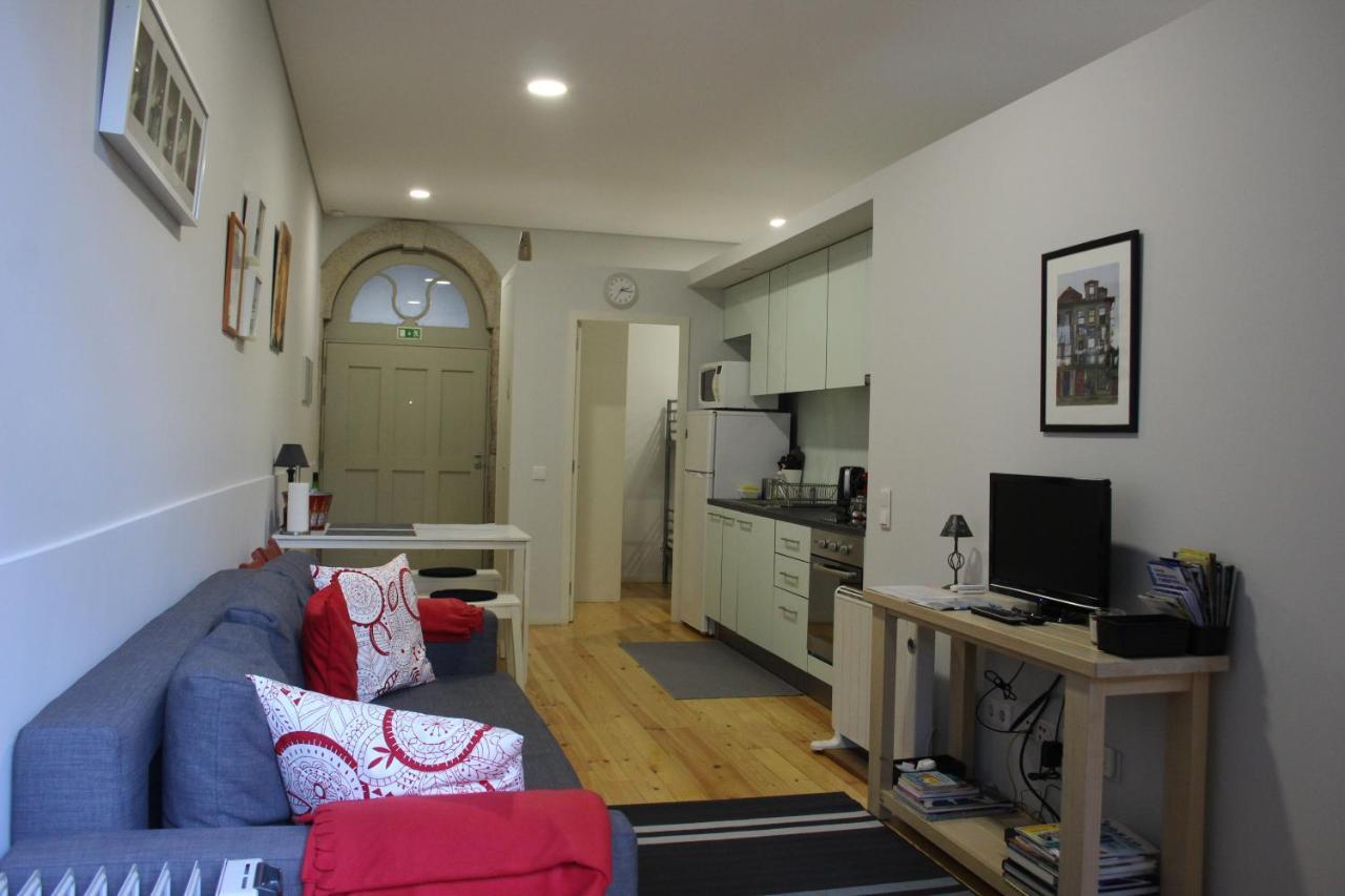 Practical And Comfortable Apartment With Garden Порту Экстерьер фото