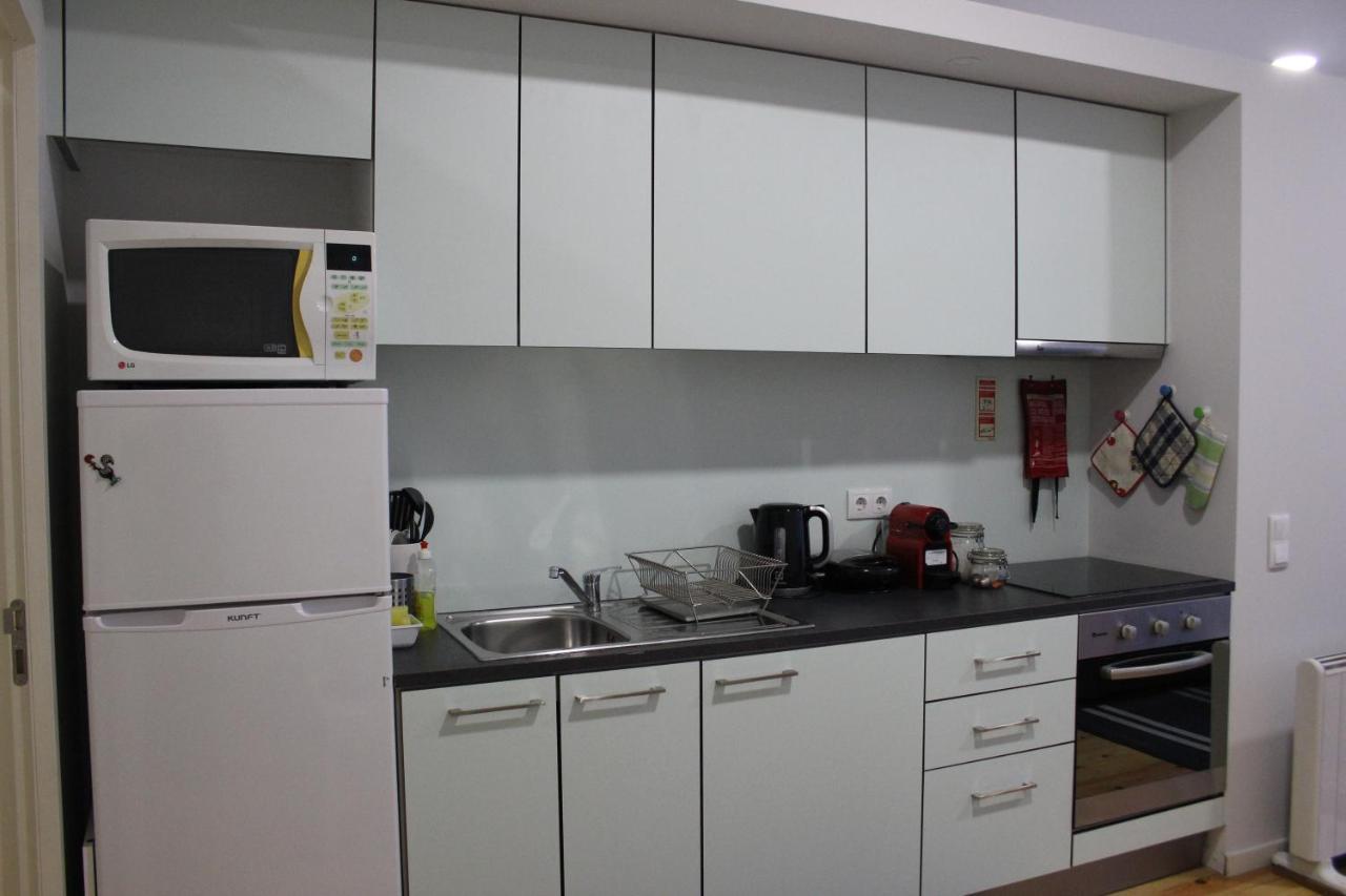 Practical And Comfortable Apartment With Garden Порту Экстерьер фото